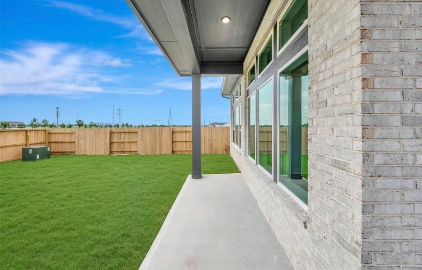 DW 45 22619 Potterstone Peak Dr Patio