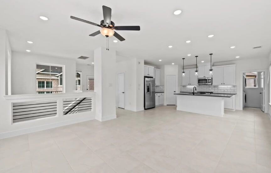CC . 7619 Swooping Swallow Ln . Interior