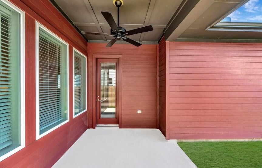 DW AL . 6411 Elm Chase Ln . Patio
