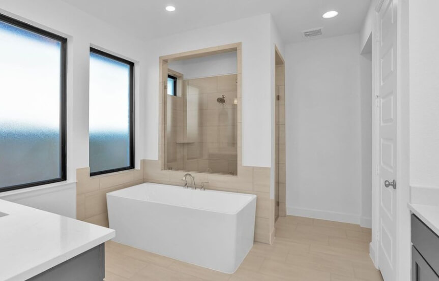 Perry 55 25038 Wilderness Haven Ln, Bathroom (1)