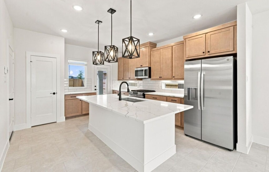 CC . 7635 Swooping Swallow Ln . Kitchen