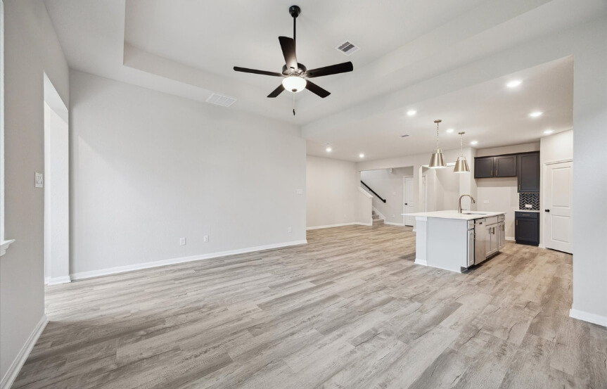 BR 45 22742 Norcrest Hills Interior 2 (1)