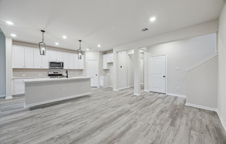 BR 45 22706 Norcrest Hills Interior 2 (1)