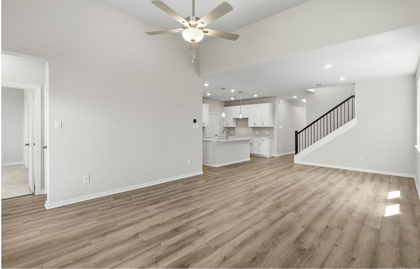 Brookfield 45 . 6407 Haltwhistle Ln . Interior 2