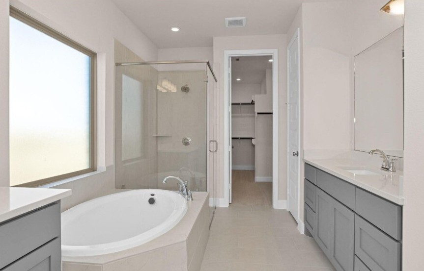 Perry 45 7407 Hemlock Crest Drive Primary Ensuite