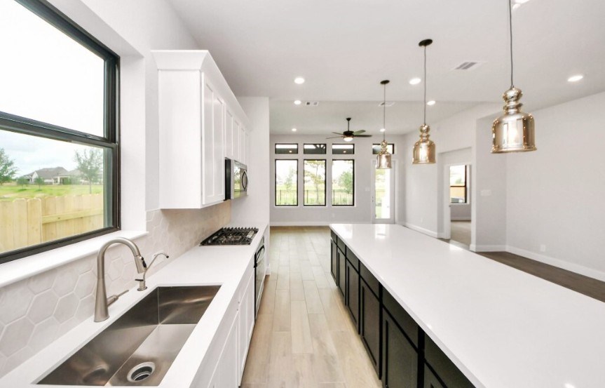 Beazer 7731 Cattail Shallows Lane Kitchen 2