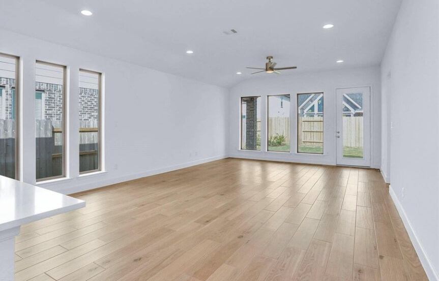 Perry 45. 7442 Fraser Peak Dr. Interior 2