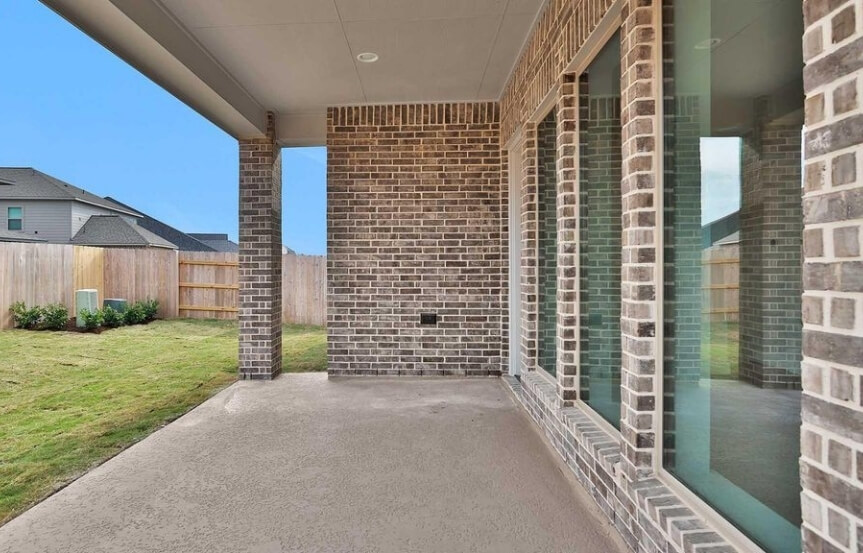 Perry 45 7438 Fraser Peak Dr, Backpatio (1)