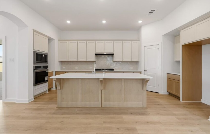 Highland 55 . 25030 Wilderness Haven Ln . Kitchen