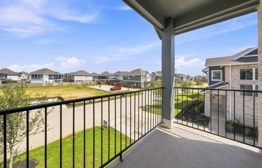 CC . 7635 Swooping Swallow Ln . Balcony