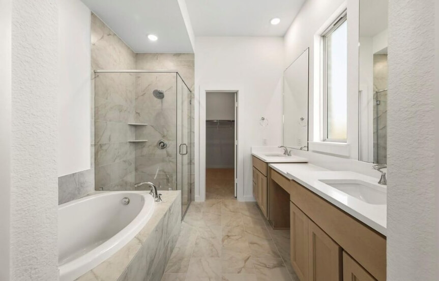 Highland 55 . 25010 Wilderness Haven Ln . Primary Bath