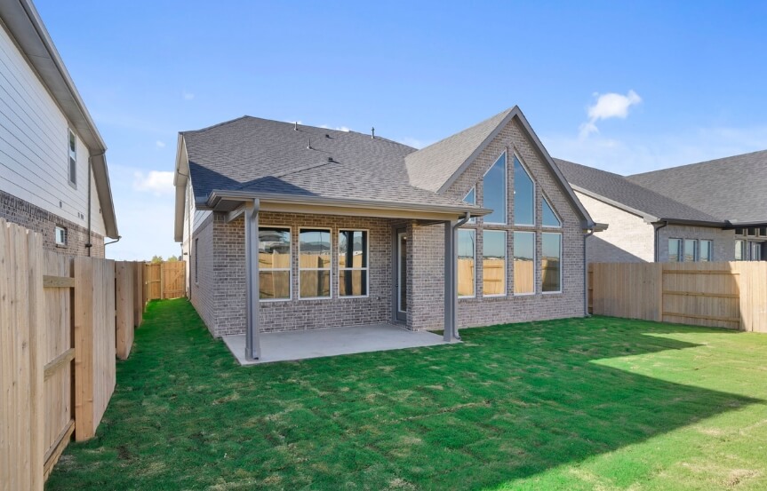 Newmark 45 7450 Fraser Peak, Backyard (1)