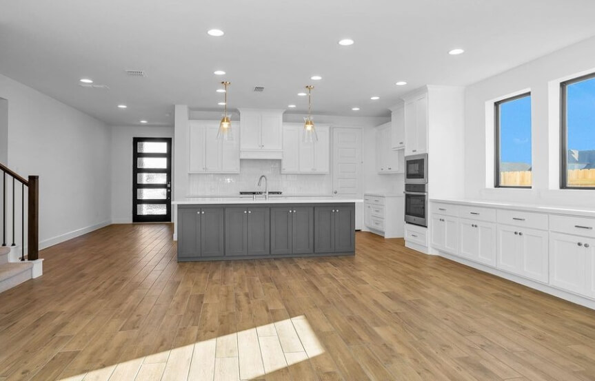 Perry 55 25038 Wilderness Haven Ln, Entry Kitchen (1)