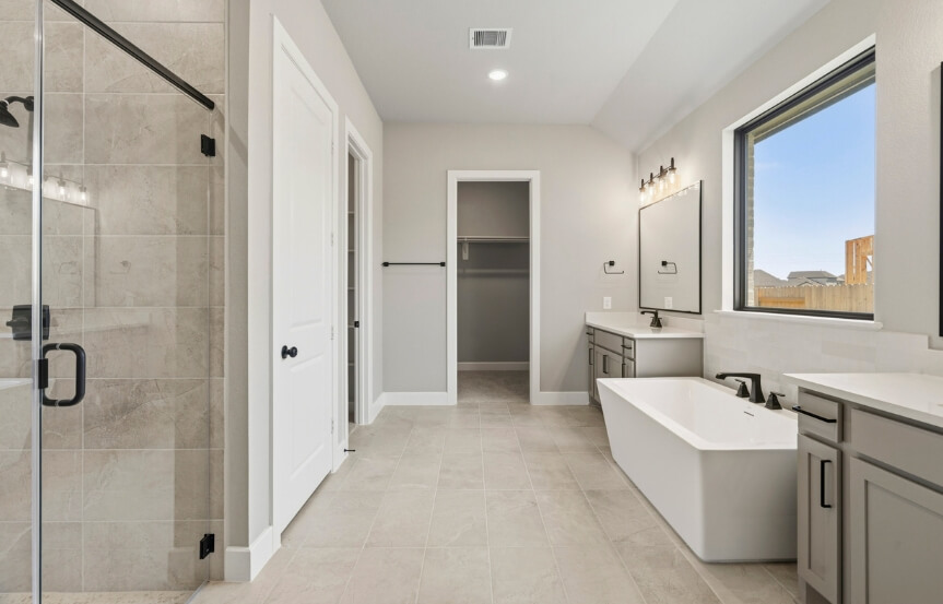 Brookfield 60 . 25003 Prairie Breeze Dr . Primary Bath