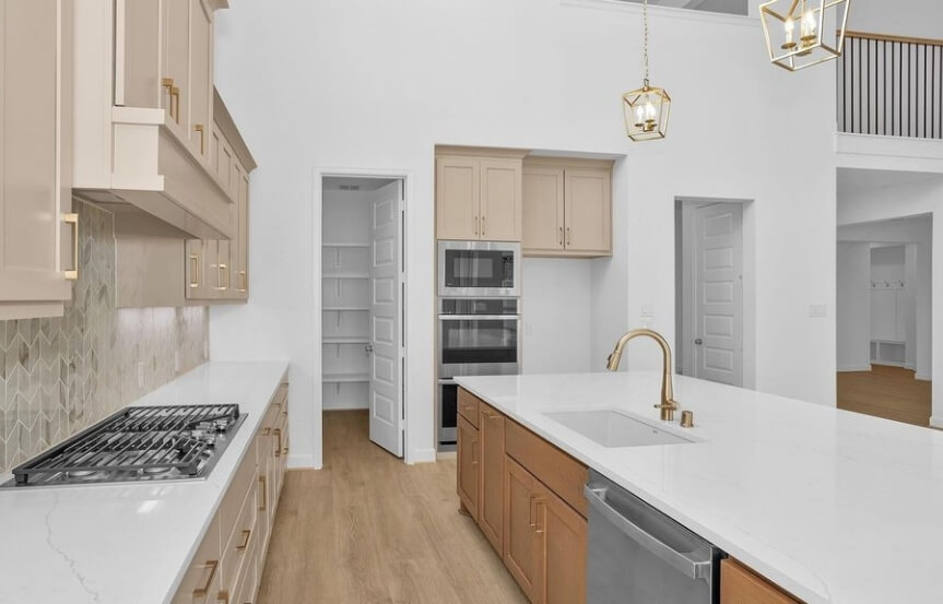 Perry 65 7138 Rustic Forest Drive, Kitchen3 (1)