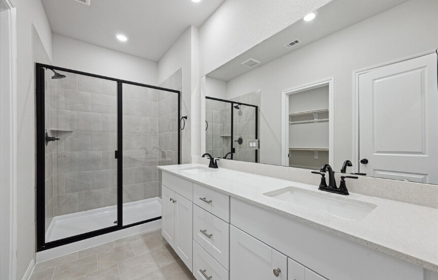 Brookfield 40 AL 6423 Prospect Oaks Pkwy, Bath1 (1)