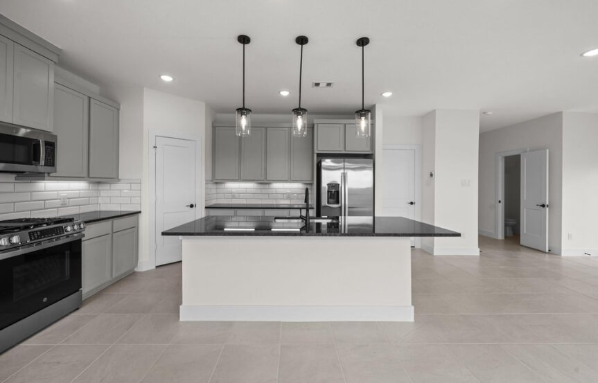 CC . 7615 Swooping Swallow Ln . Kitchen