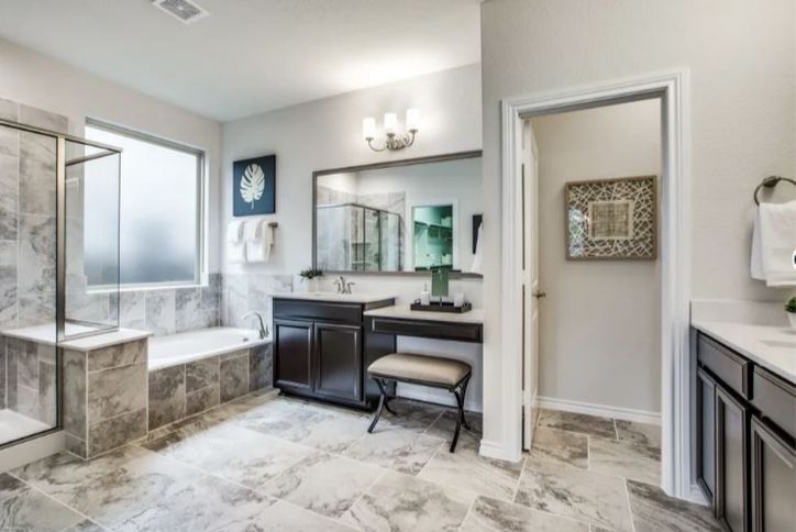 Lawson model home master bath