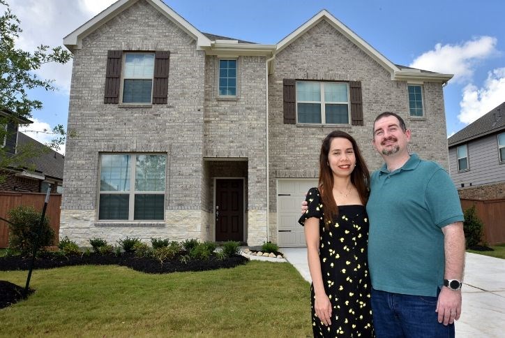 Schuler Family finds first home with a Pulte home in Elyson