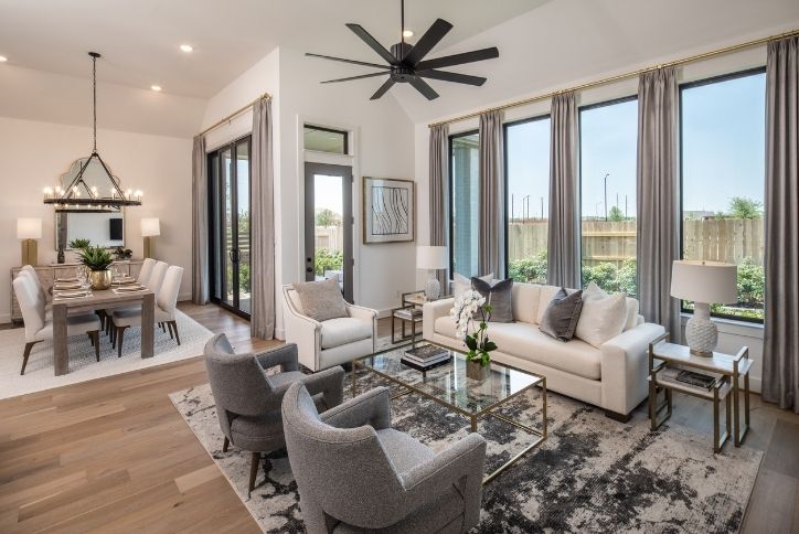 Highland Homes Living-Dining area