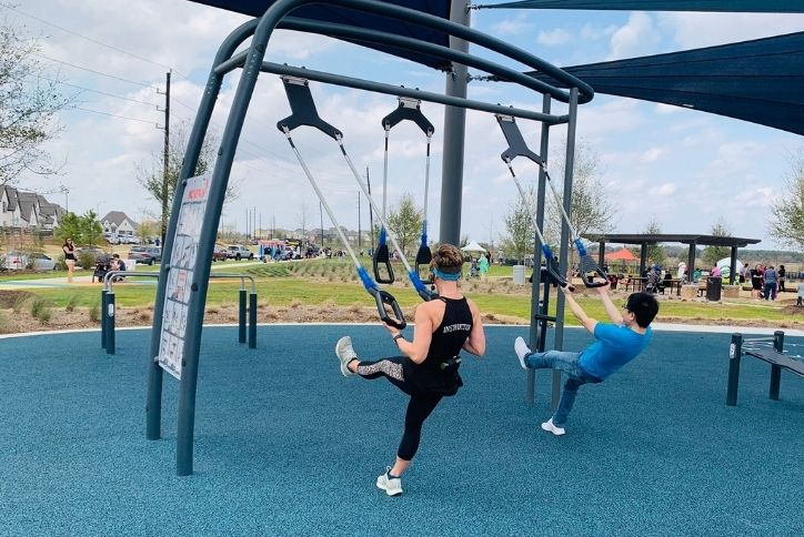 Pull up Bar in Strongbird Fitness Course in Elyson Community