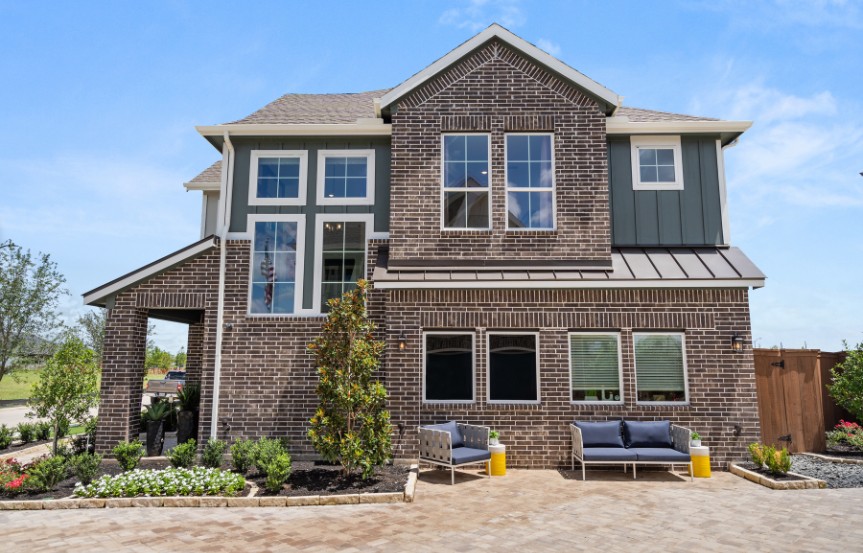 Chesmar C C - Dillon - Elev. D - side view.jpg