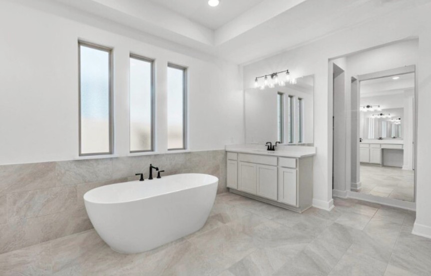 Westin 60 25215 Aster Hills Lane Primary Ensuite