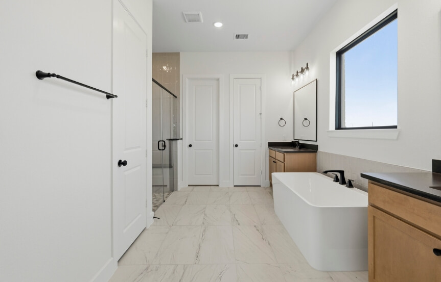 Brookfield 60 . 25010 Prairie Breeze Dr . Primary Bath
