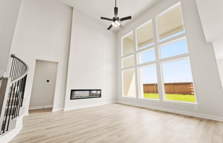 Westin 60 25219 Aster Hills Lane Living 1