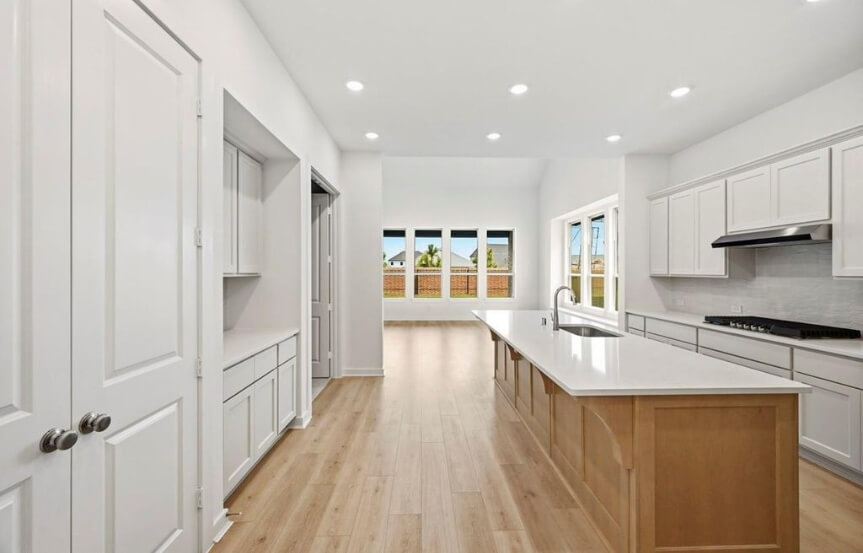 Highland 55 . 25010 Wilderness Haven Ln . Kitchen 3