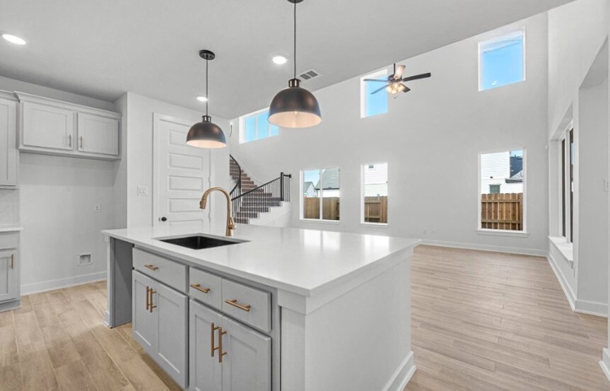 Westin 40 24950 Vervain Meadow Trail Kitchen 1