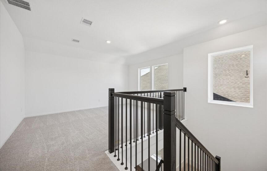 50 BR 7731 Clover Gully Upstairs (1)