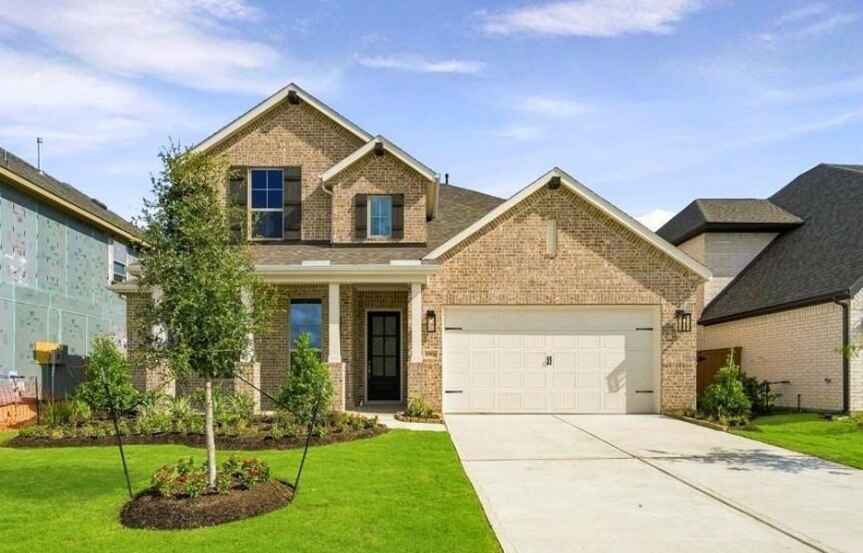 Highland 55 . 25014 Grassdale Ln . Exterior (1)