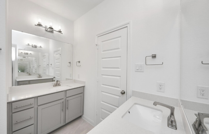 Brookfield 40 7319 Blue Gentiana Ln, Bathroom2 (1)