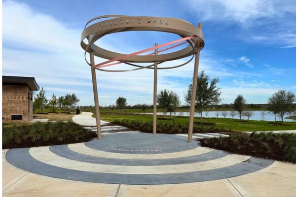 Crescent Park & Compass Lake