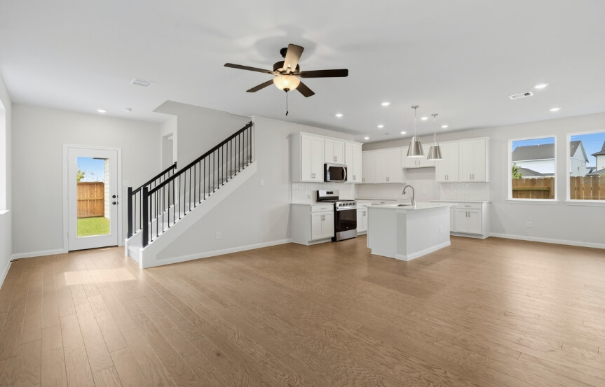Brookfield AL . 22735 Norcrest Hills Dr . Interior 2