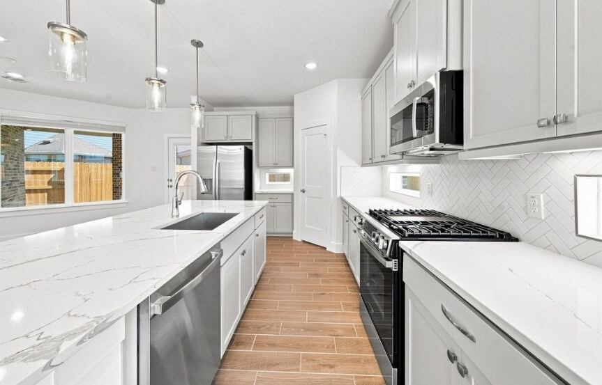 CC . 7627 Swooping Swallow Ln . Kitchen 2
