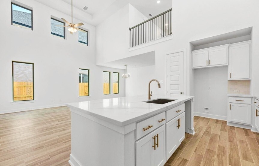 Westin 40 24922 Vervain Meadow Kitchen 3