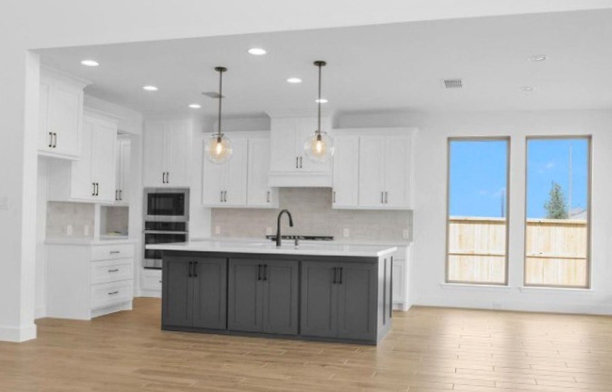 Perry 55 7230 Glade Bush Drive Kitchen 1