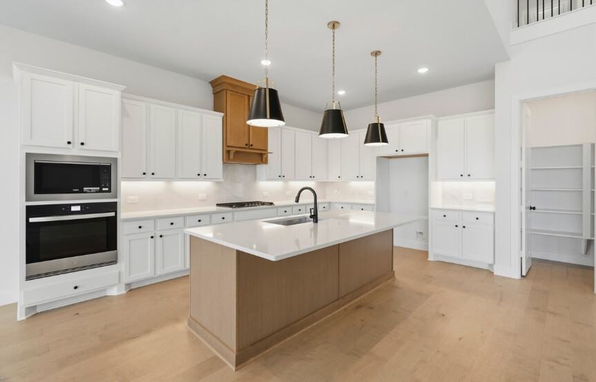 Brookfield 60 . 25010 Prairie Breeze Dr . Kitchen 2