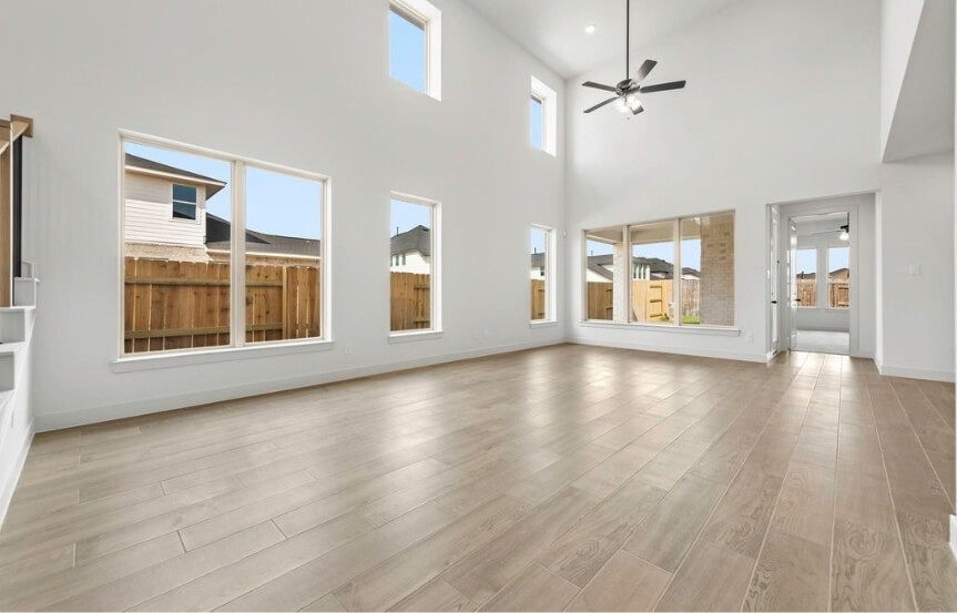 Westin 40 . 7810 Clover Gully Ln . Interior 2