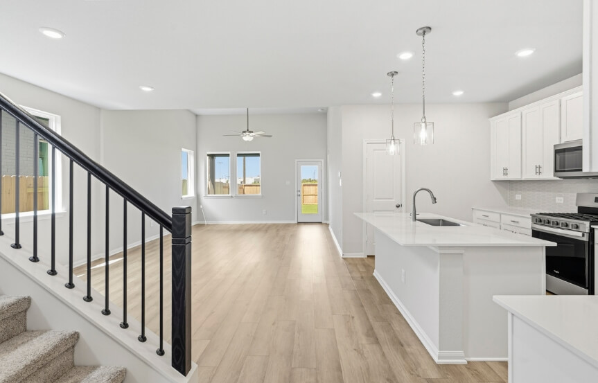 Brookfield 45 . 6407 Haltwhistle Ln . Interior