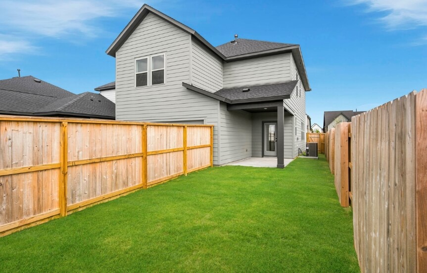 Brookfield AL . 22727 Norcrest Hills Dr . Backyard