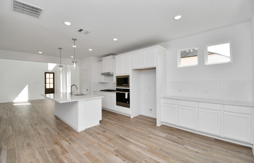 Brookfield 40 24935 Vervain Meadow Trail Kitchen 4