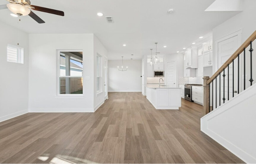 DW 6418 Wildwood Pines Ln, Livingrm1 (1)