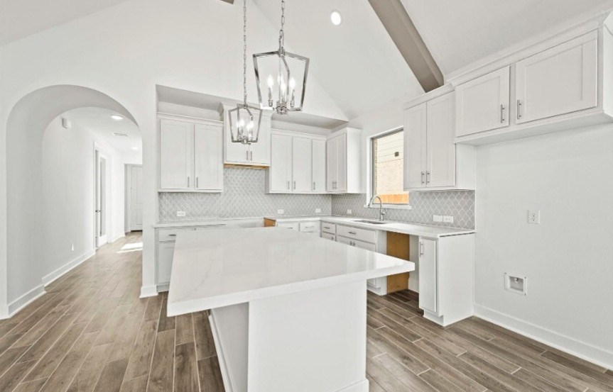 Westin 40 24914 Vervain Meadow Trail Kitchen 3