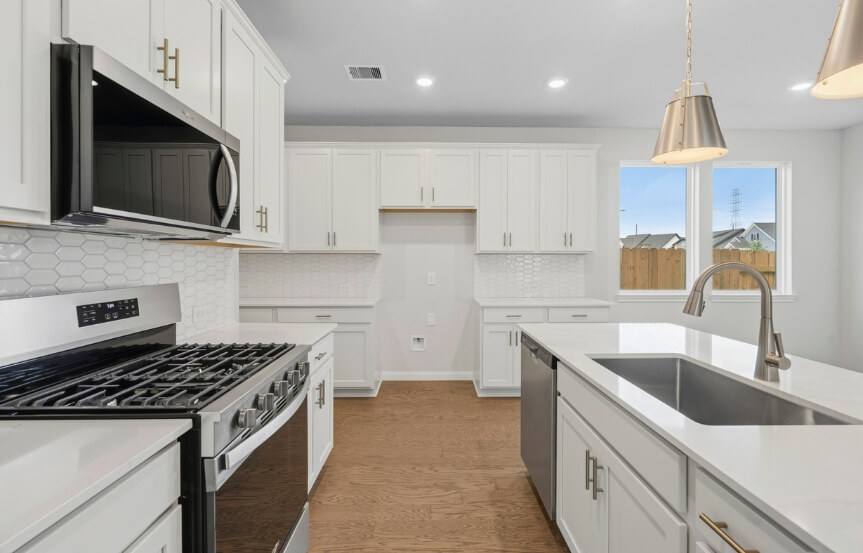 Brookfield AL . 22735 Norcrest Hills Dr . Kitchen 2