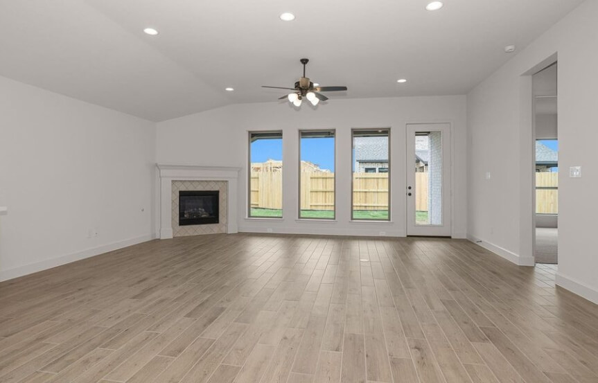 Perry 55 7210 Bush Glade Drive Living Dining Room