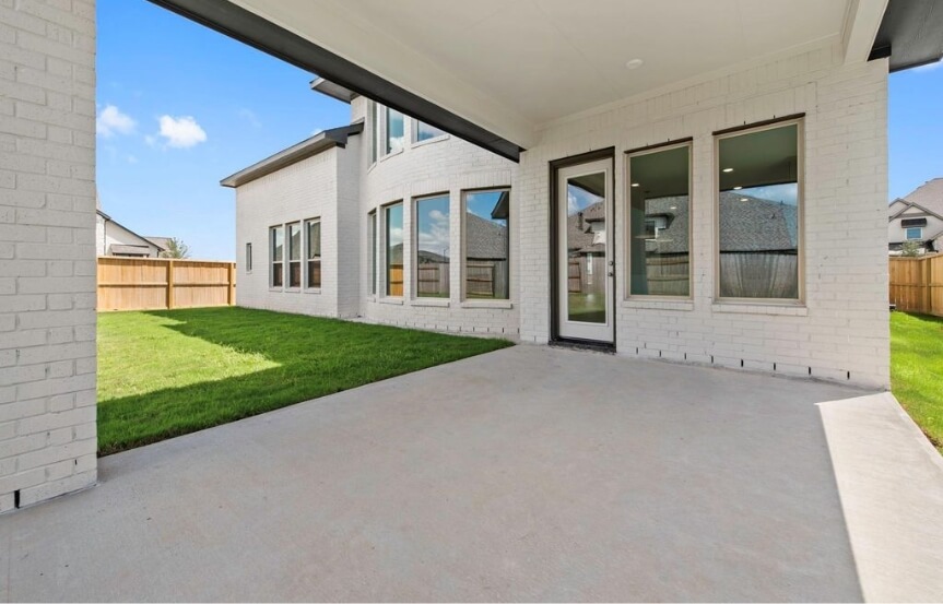Westin 60 . 7102 Rustic Forest Dr . Patio