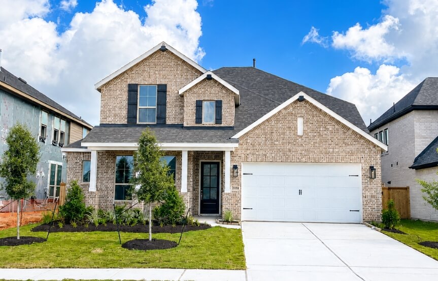 Highland 55 . 25014 Grassdale Ln . Exterior